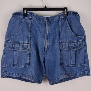 Savane Unplugged med wash hiking cargo front pockets Size 40 W denim shorts